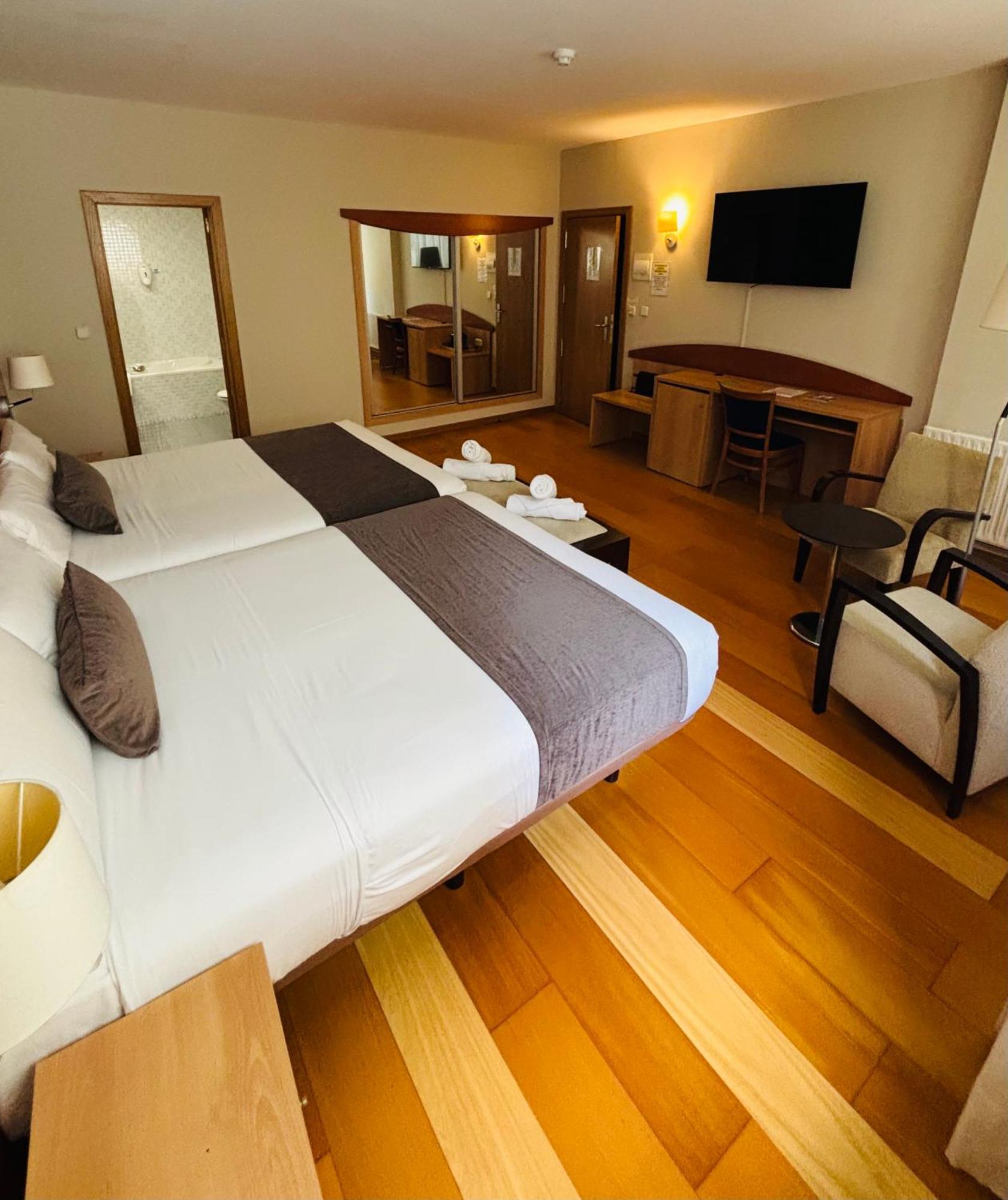 Real Ferrol Hotel Ngoại thất bức ảnh
